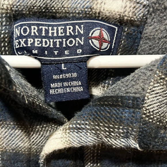 Looks new size large - Picture 2 of 2